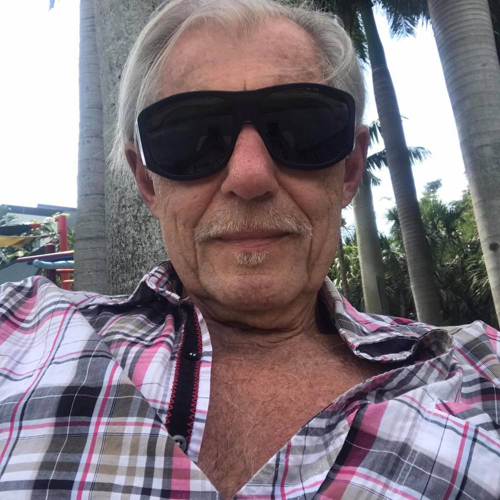 Meet your Posher, Neil